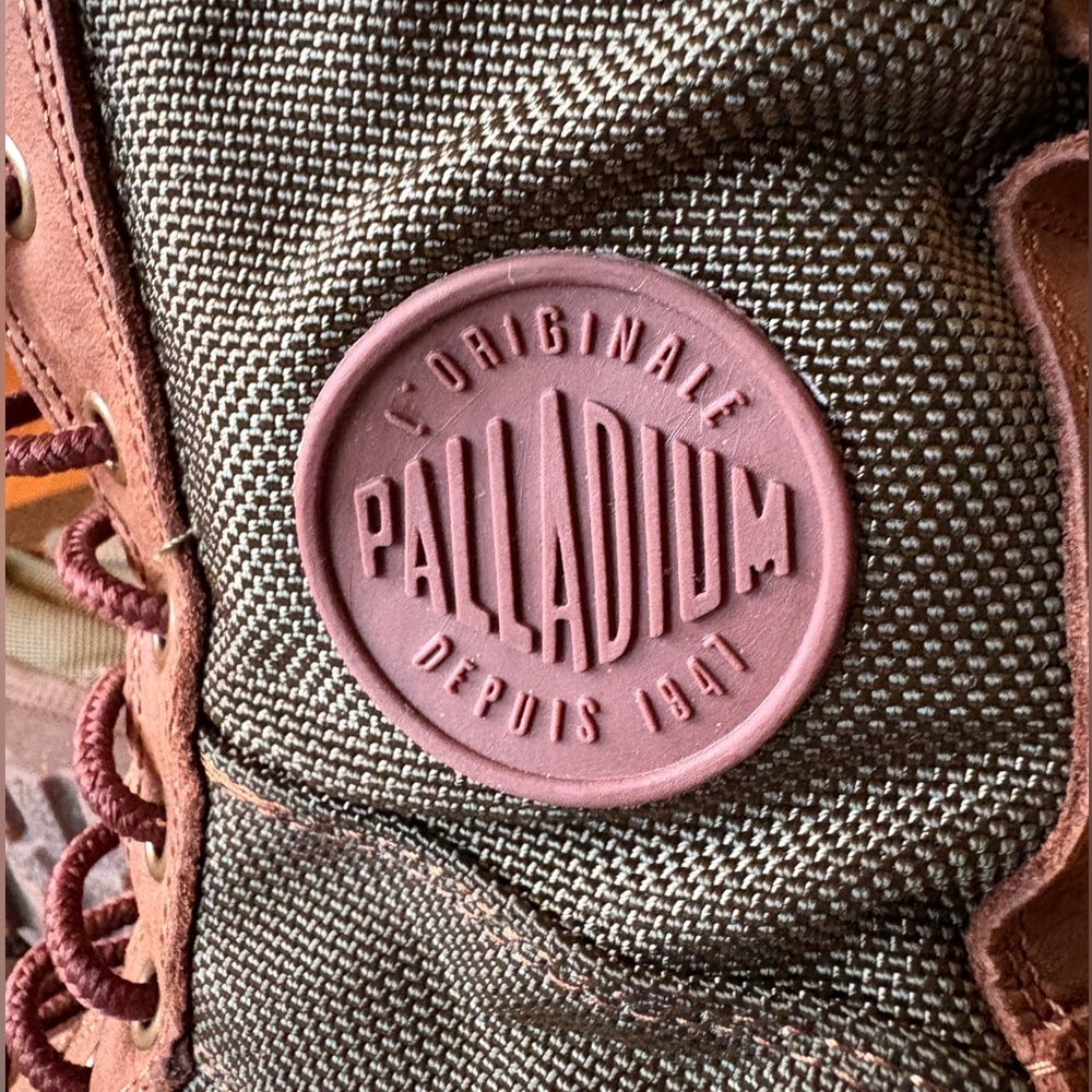 Palladium Green and Brown Combat Boots with Flannel Interior - Picture 8 of 10